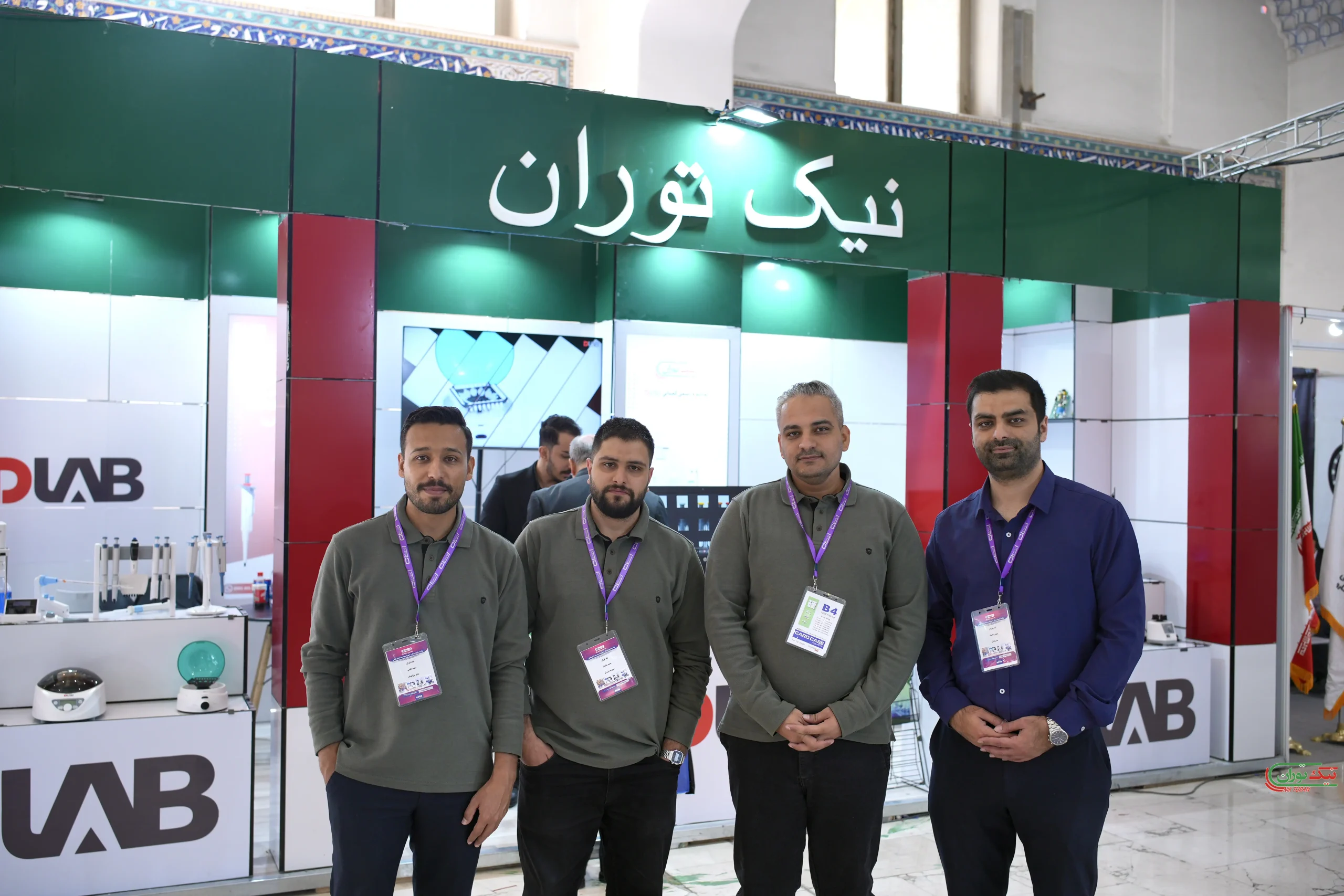 غرفه شرکت نیک توران در هشتمین نمایشگاه مواد و صنایع شیمیایی